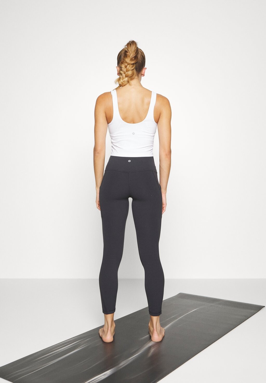 Тайтсы женские lululemon с логотипом бренда, черный — фото 4