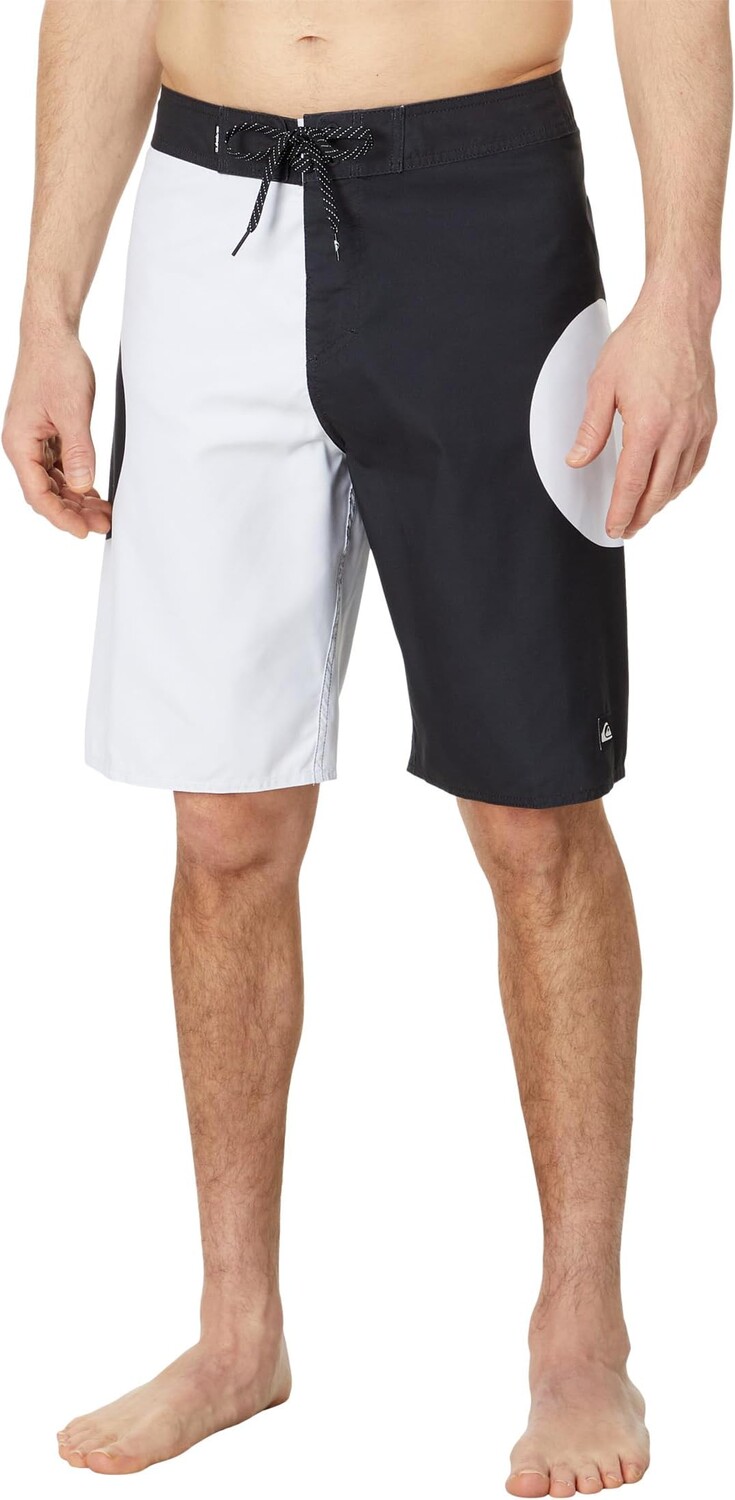 

Пляжные шорты Quiksilver 21" Everyday Griff Straight Shorts, черный