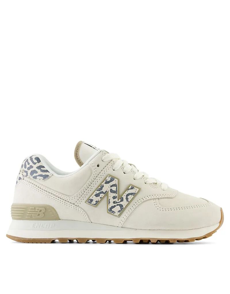 Кроссовки New Balance 574 белого цвета с леопардовым принтом