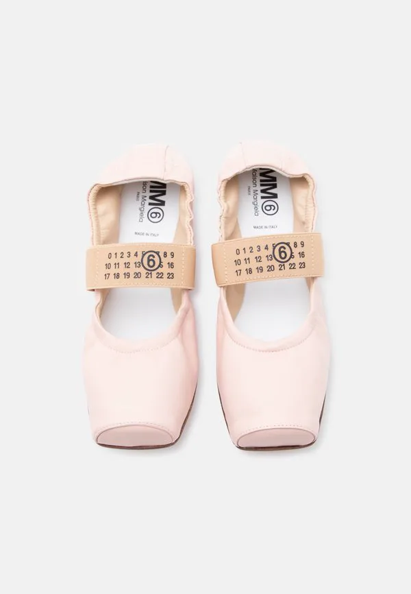 Балетки с ремешком на щиколотке Mm6 Maison Margiela, Pink/Nude — фото 4