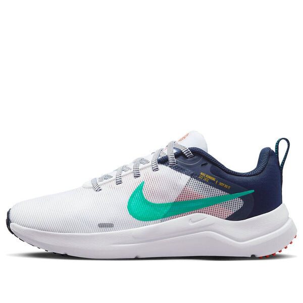 Кроссовки дауншифтер 12 Nike, белый