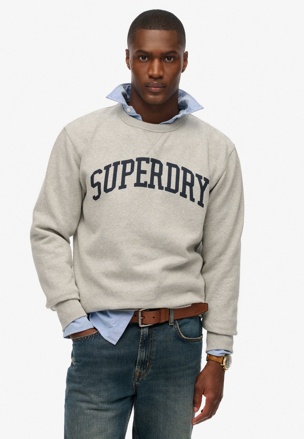 

Толстовка ATHLETIC ESSENTIALS CREW Superdry, темно-серый