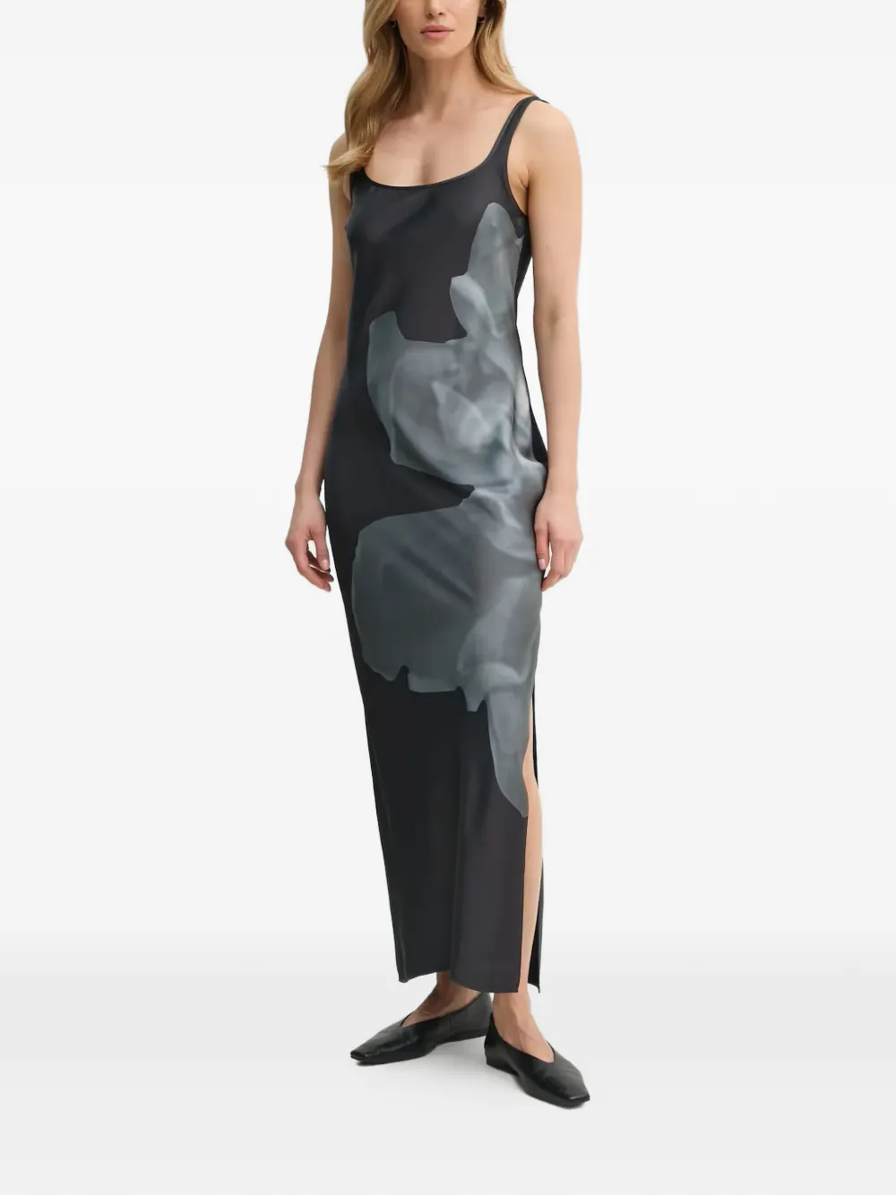 

Макси-платье-комбинация с принтом Samsoe Samsoe, черный