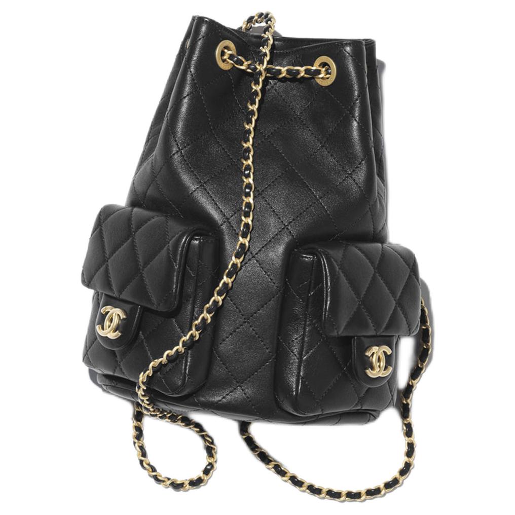 CHANEL Чёрный глянцевый рюкзак из ягнячьей кожи — фото 4