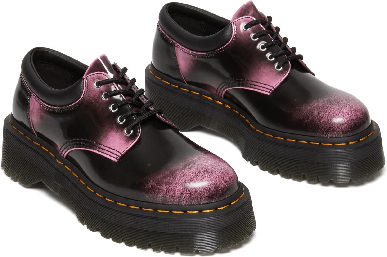 

Оксфорды Dr. Martens 8053 Quad, цвет Black Fondant Pink
