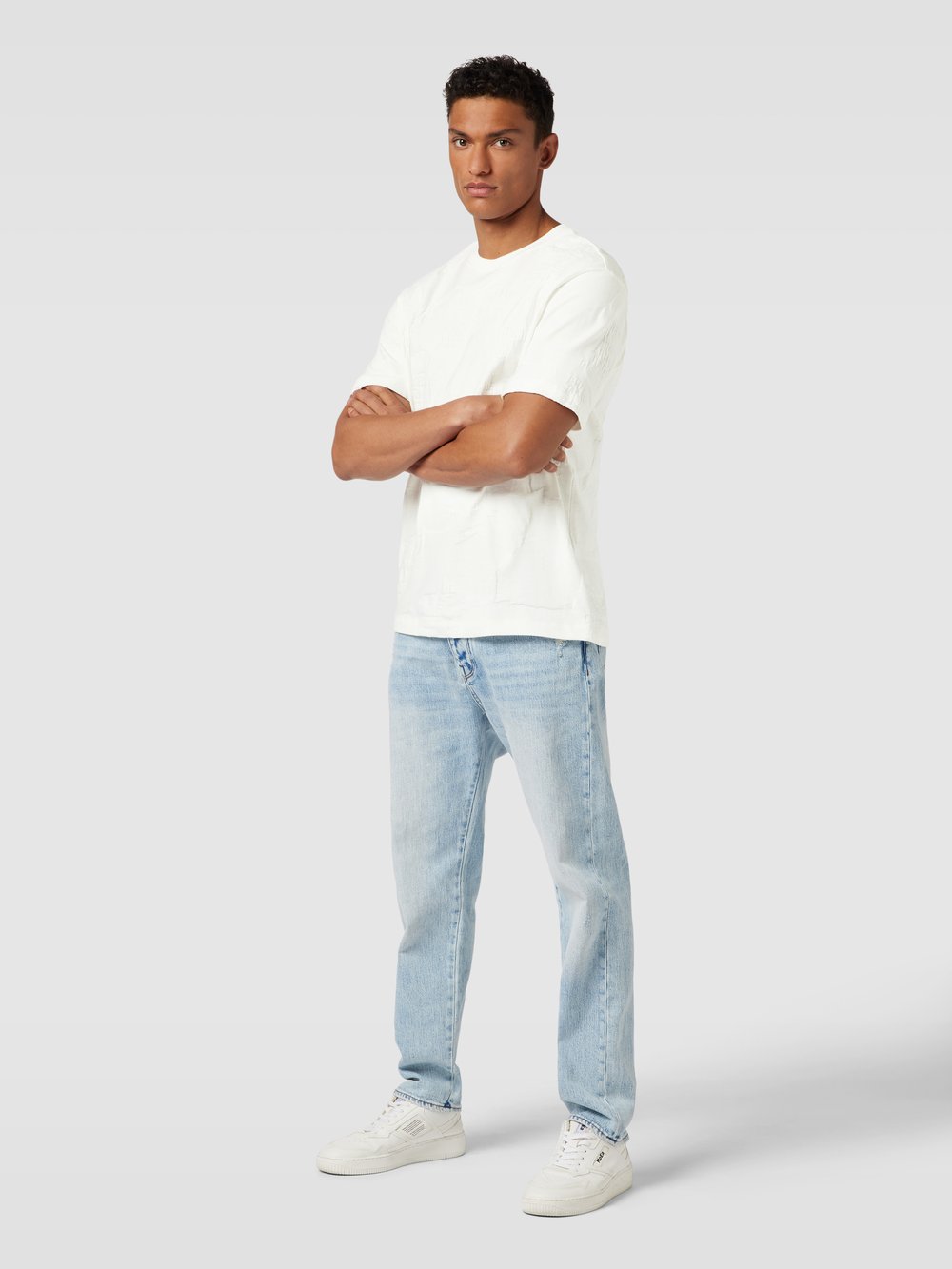 

Футболка с фактурным рисунком ARMANI EXCHANGE, кремовый