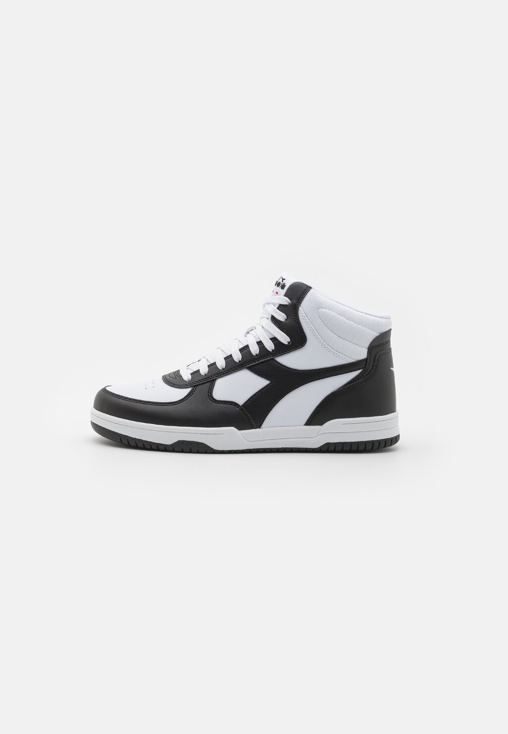 

Высокие кроссовки Diadora