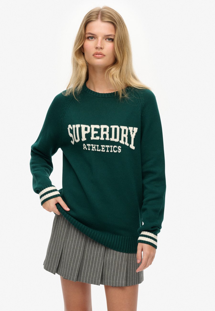 

Джемпер Superdry & Co SLOUCHY INTARSIA GRAPHIC, Darkest Pine Green/Green