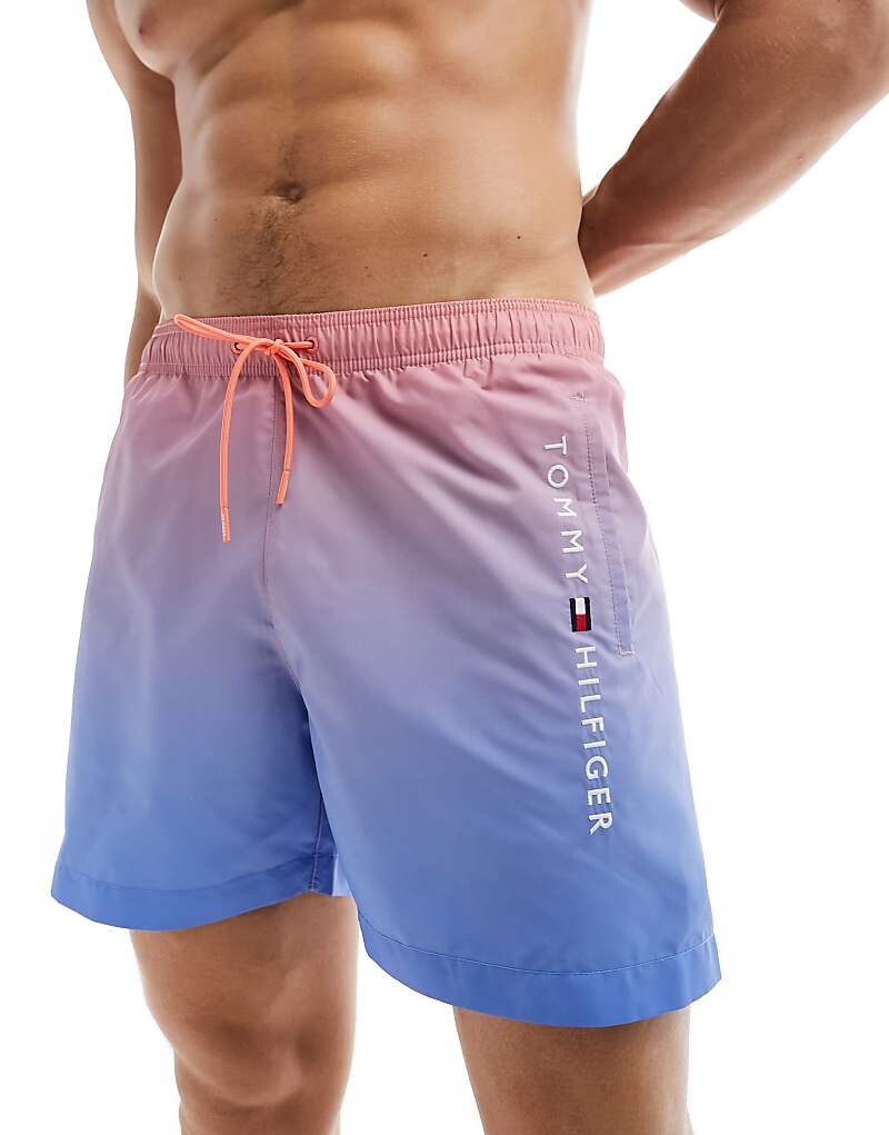 

Tommy Hilfiger – Original – плавки-шорты средней длины кораллового оттенка с завязками