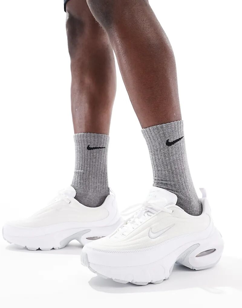 Кроссовки Air Max Portal унисекс белого цвета Nike