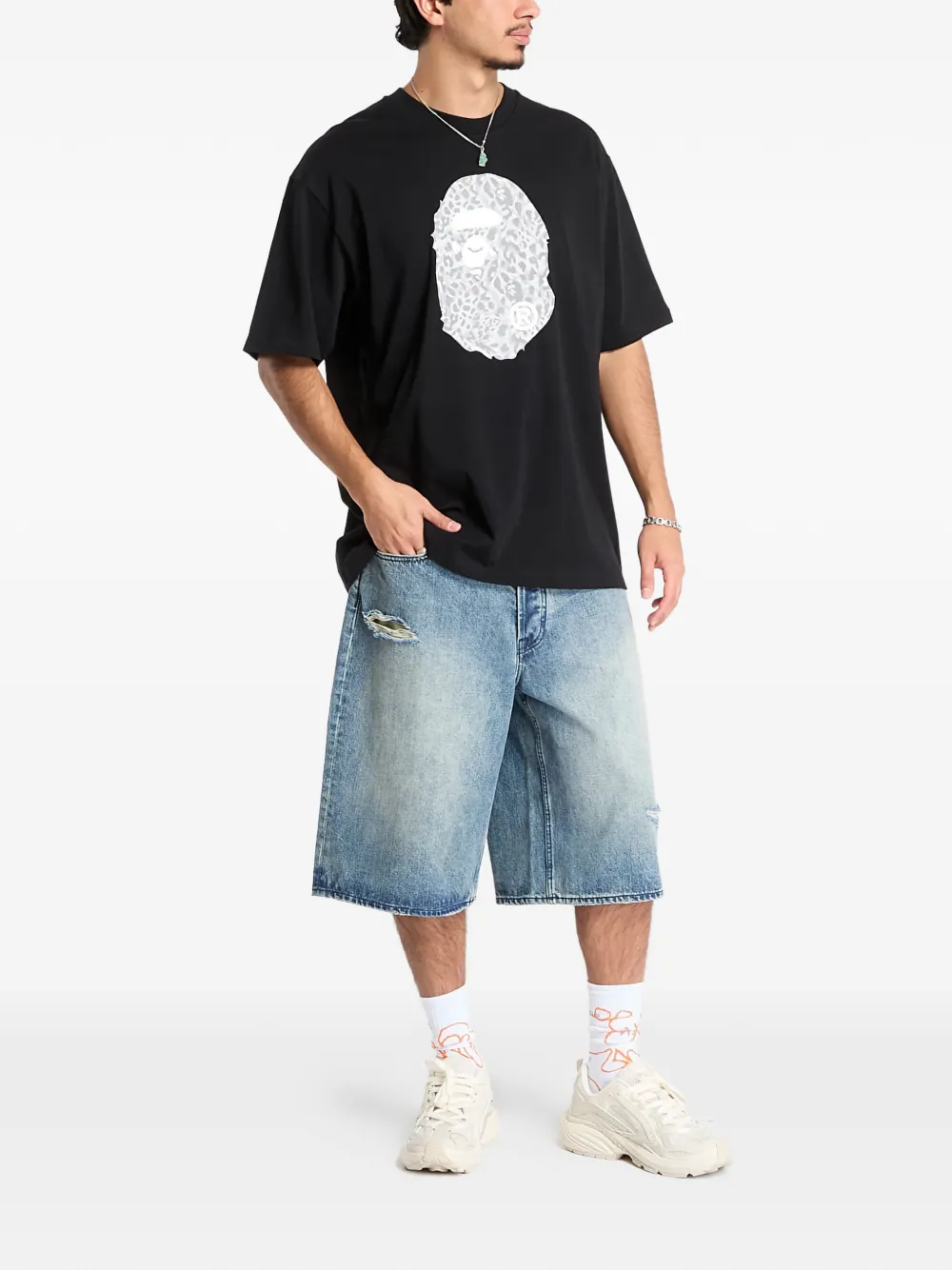 Футболка с принтом головы обезьяны A Bathing Ape, черный — фото 2
