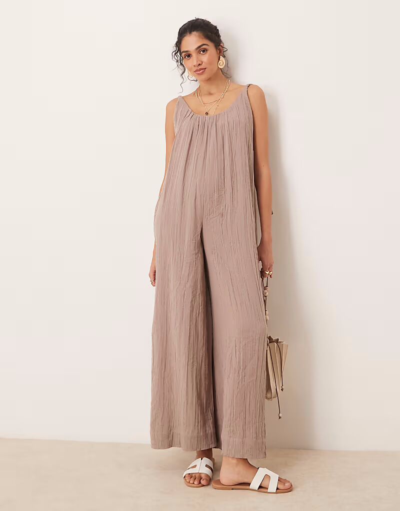 

Комбинезон ASOS DESIGN из двойной ткани с косами и завязками, с круглым вырезом, серо-коричневый