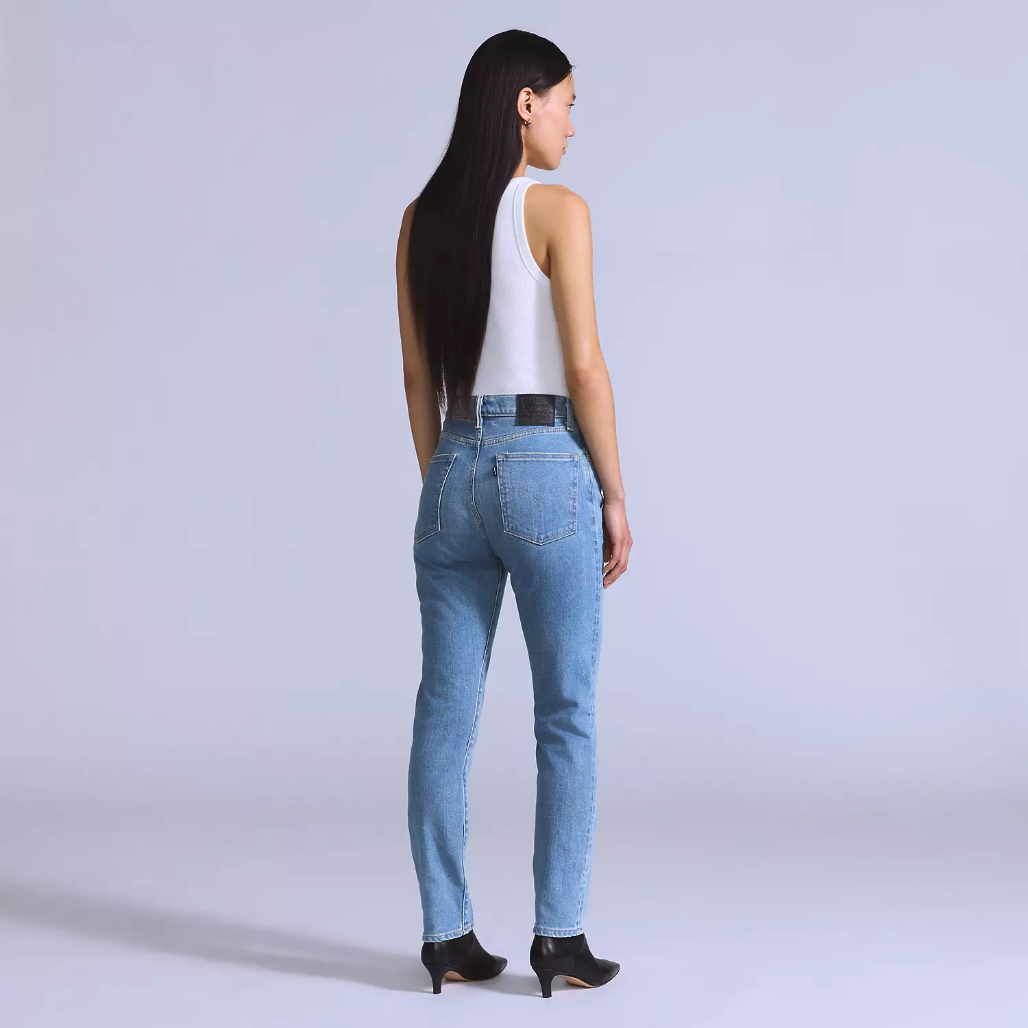 Женские джинсы Slim Fit с высокой посадкой Levi's, цвет Pool Side - Medium Wash — фото 3
