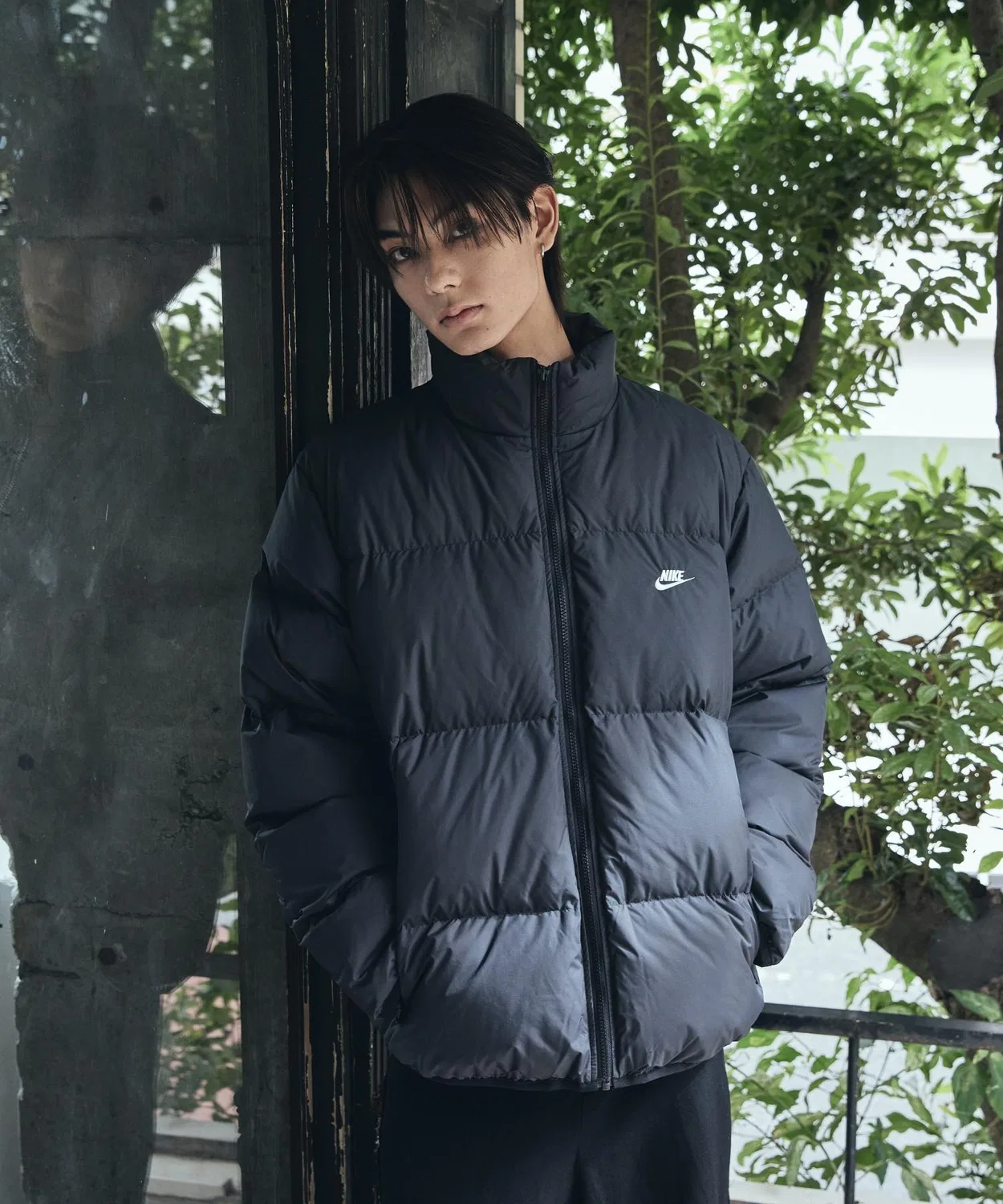 Куртка-пуховик Nike Sportswear Club Therma-FIT мужская, чёрная — фото 2