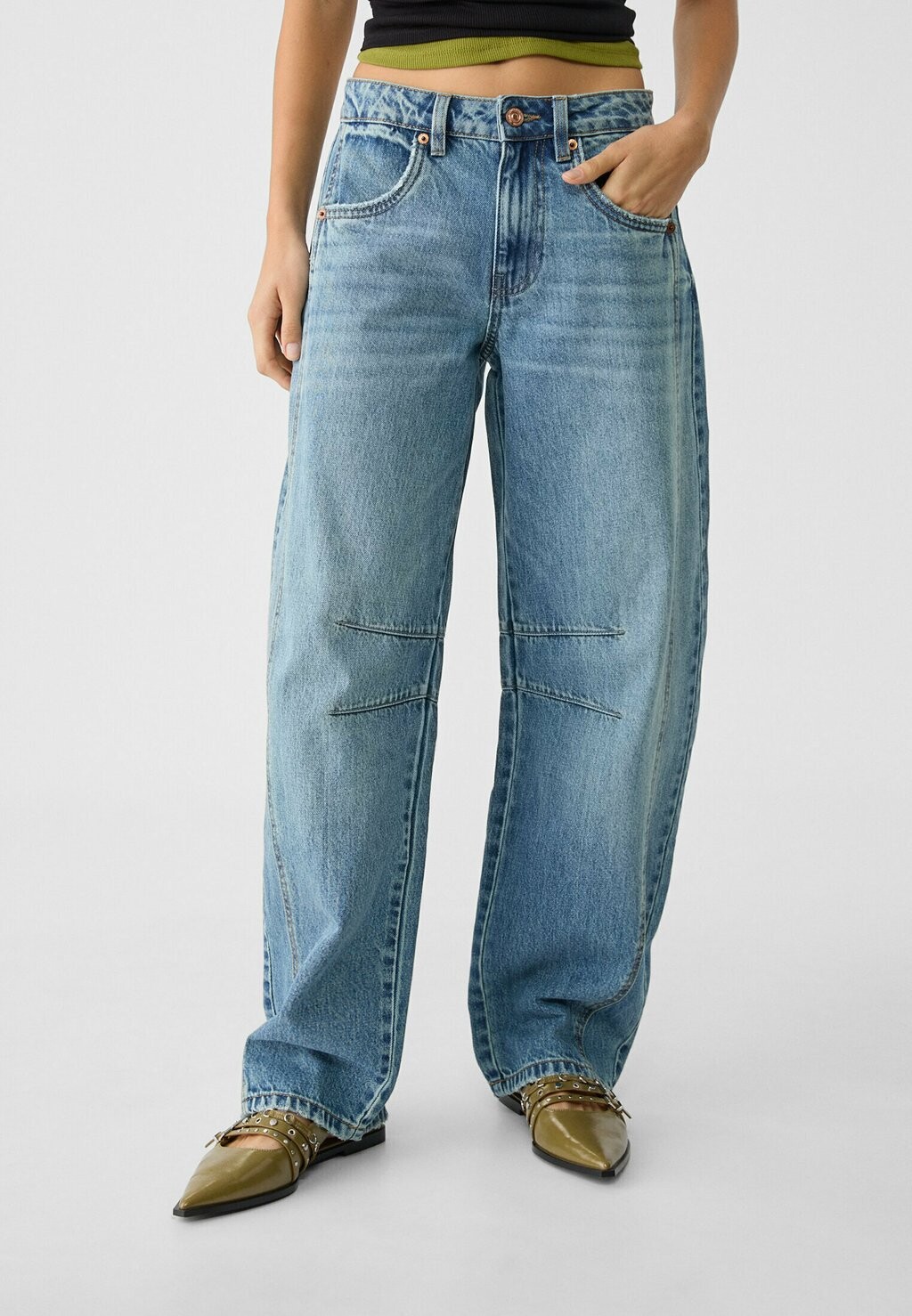 

Джинсы свободного кроя BALLOON FIT Stradivarius, цвет Mottled Blue