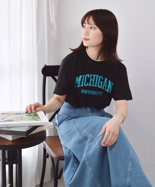 

Футболка с коротким рукавом, с логотипом колледжа Spiritoso, черная