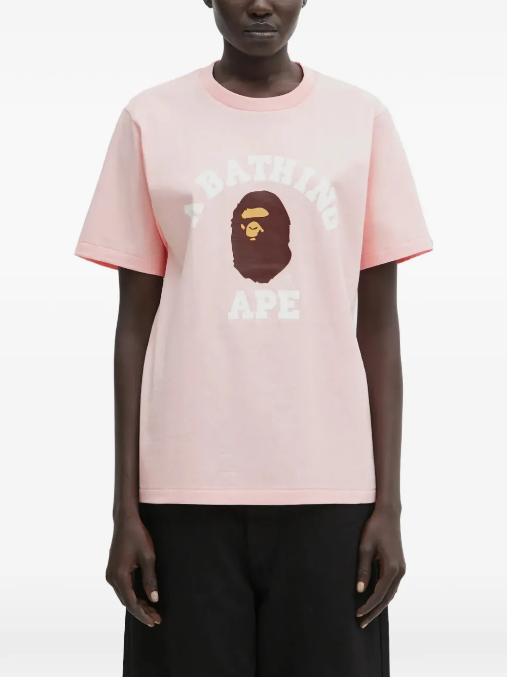 

Футболка с логотипом колледжа A BATHING APE, розовый