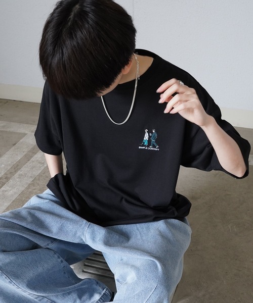 

Футболка свободного кроя с коротким рукавом и вышитым логотипом ILL'S, черный