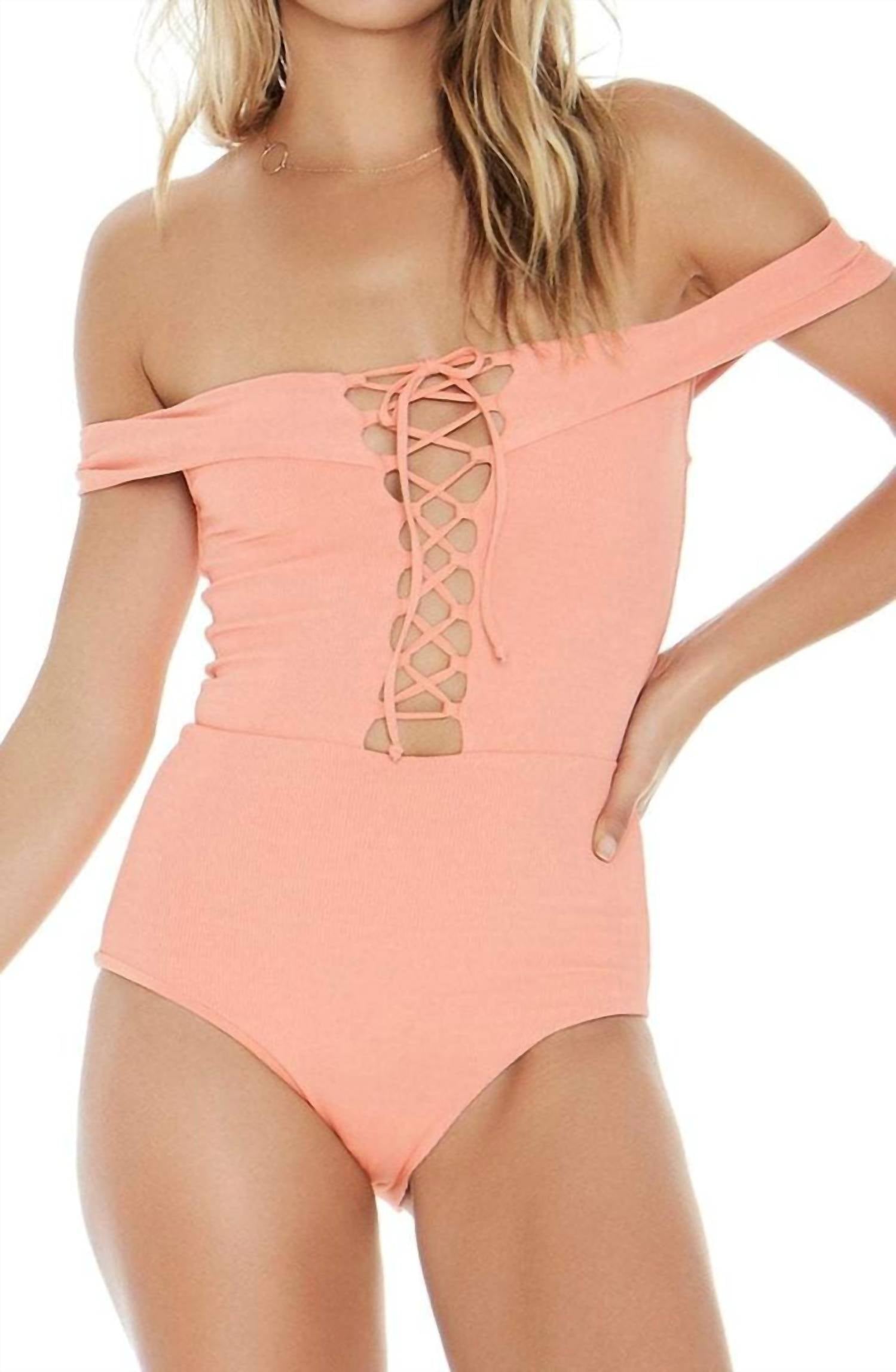 

Anja цельный женский купальник в цвете Tropical Peach L Space