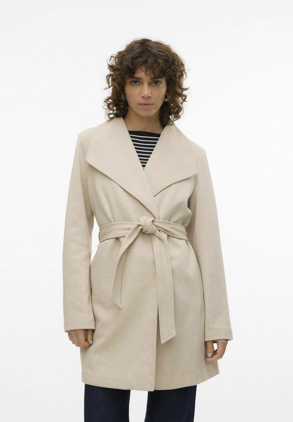 

Короткое пальто VMEMMA Vero Moda, бежевый