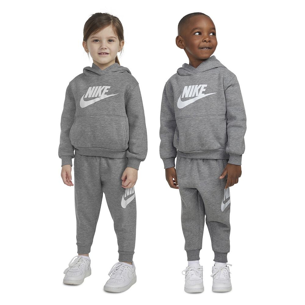 Флисовый пуловер с капюшоном Nike Sportswear Club для малышей и малышей с большим логотипом, черный — фото 3