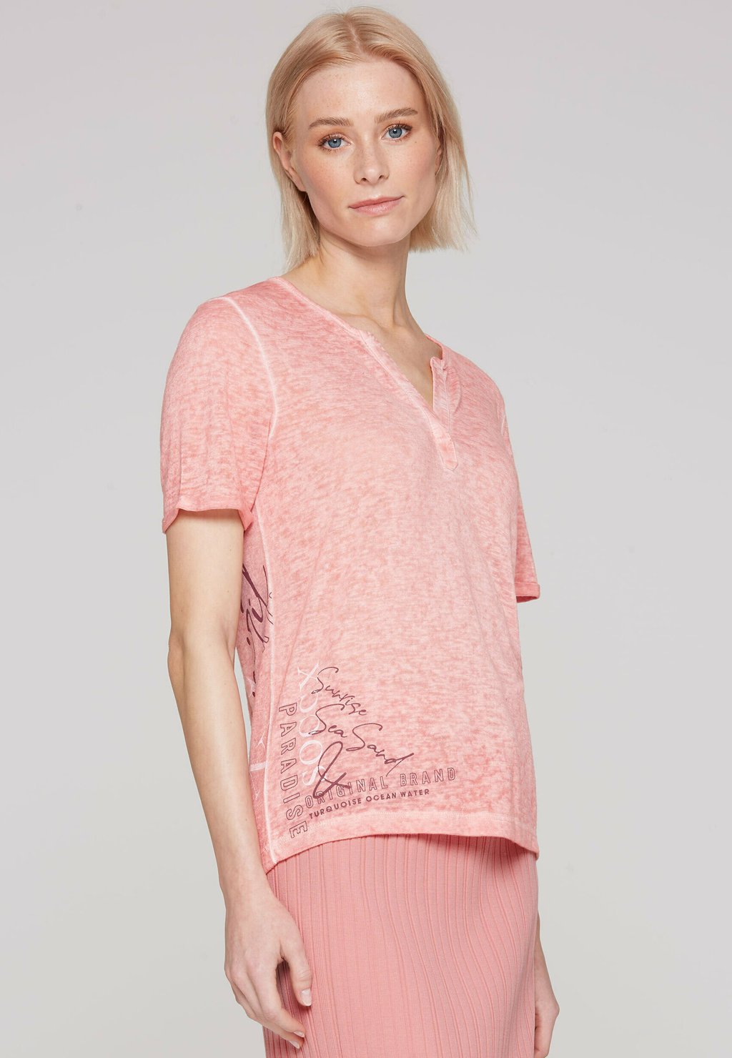 

Блуза UND RÜCKEN-PRINT - Print T-shirt Soccx, красный
