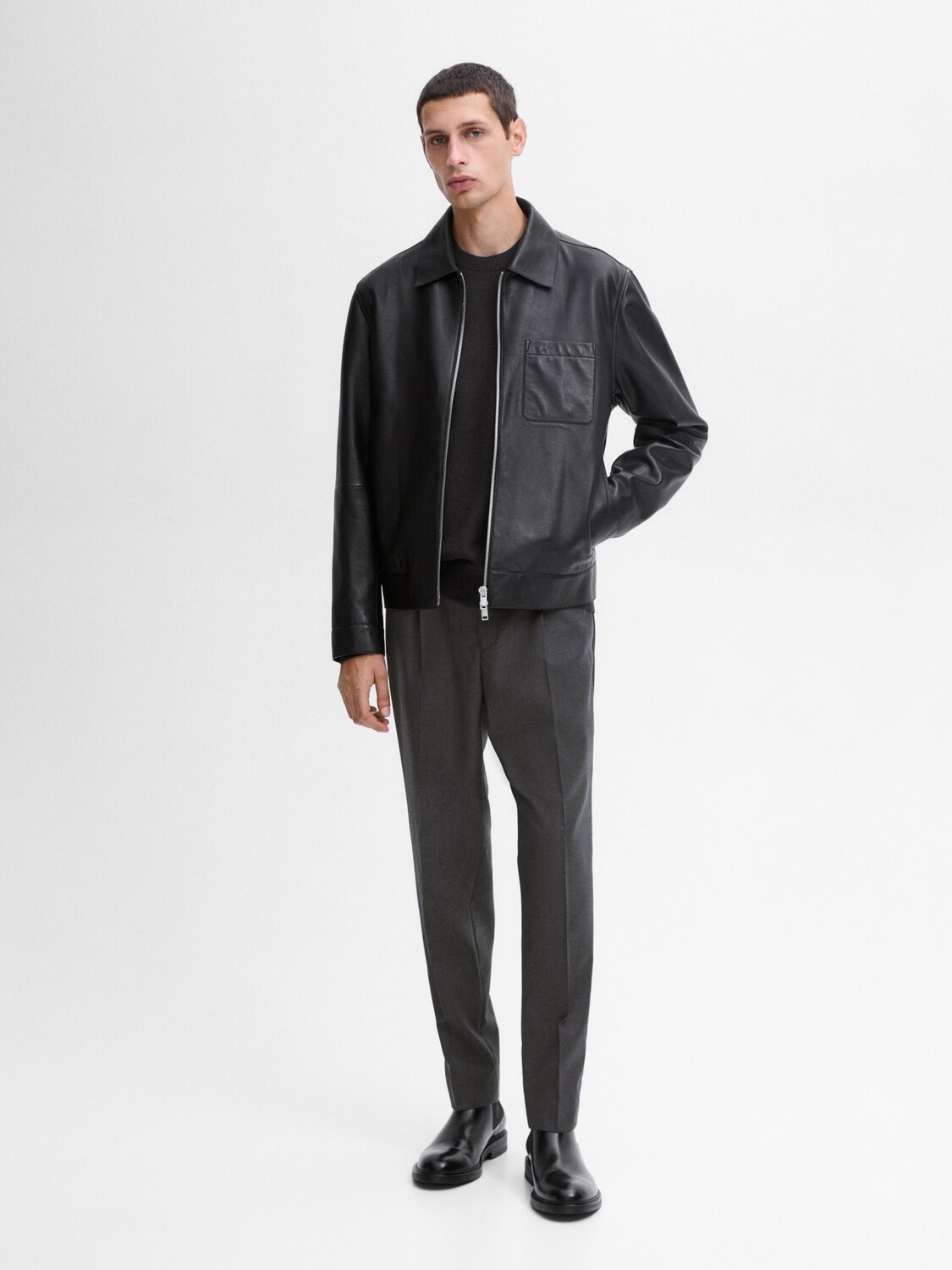 

Куртка из наппы с нагрудным карманом Massimo Dutti, черный
