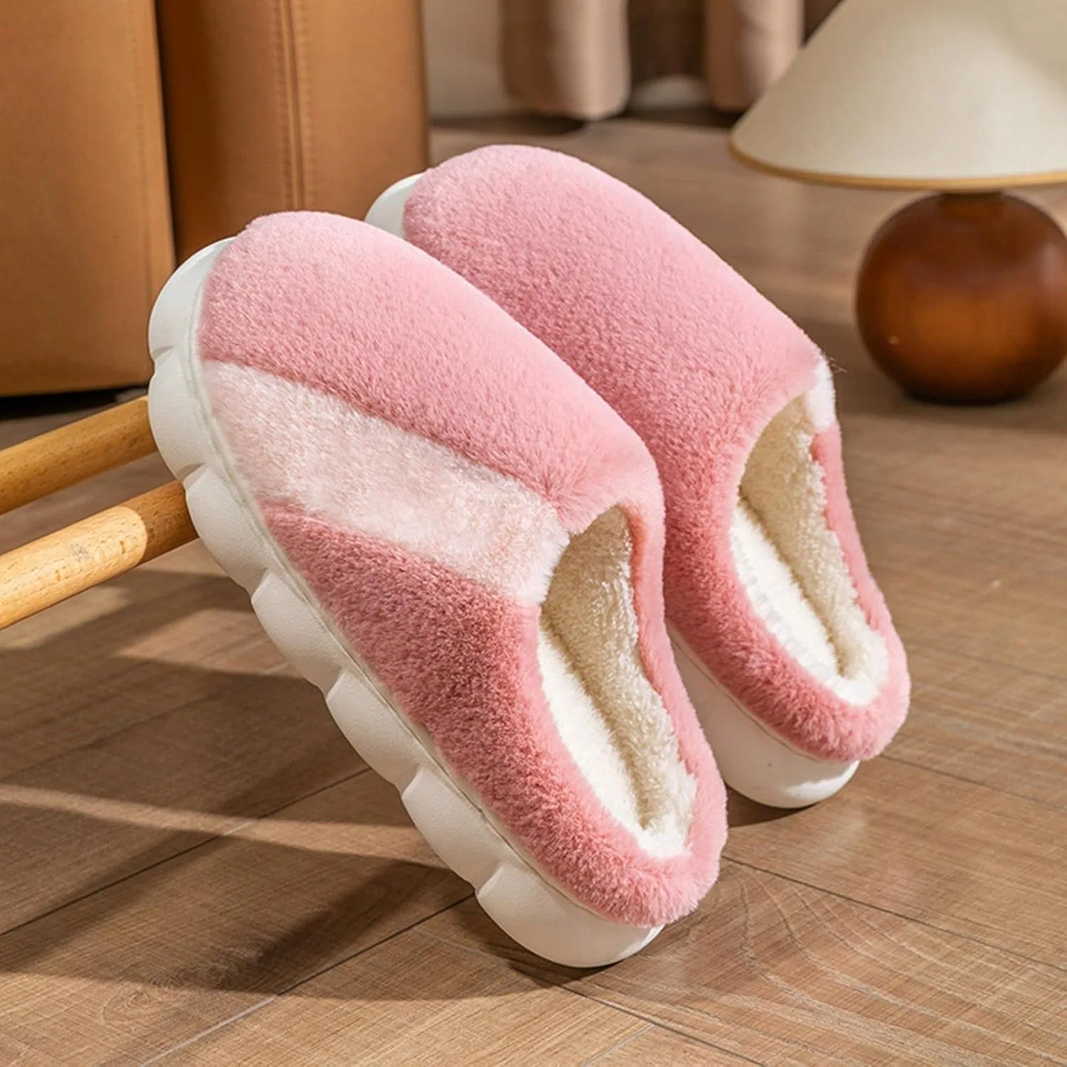 Pantoffeln Herren Plüsch,Hausschuhe Herren Baumwolle Тапочки Warme Filzpantoffeln Lässige Schlapfen Fashion Gästehausschuhe Rutschfeste Winterhausschuhe Weite Hüttenschuhe Slip-On Hausschlappen Generisch, Rosa — фото 2