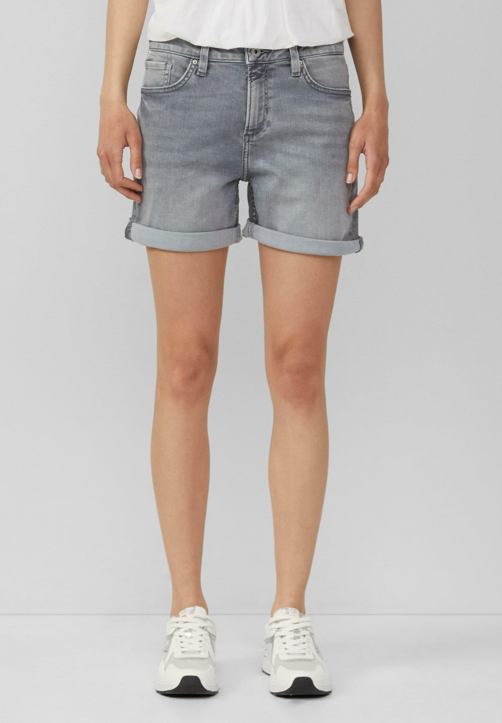 

Джинсовые шорты REGULAR FIT QS, цвет Steingrau