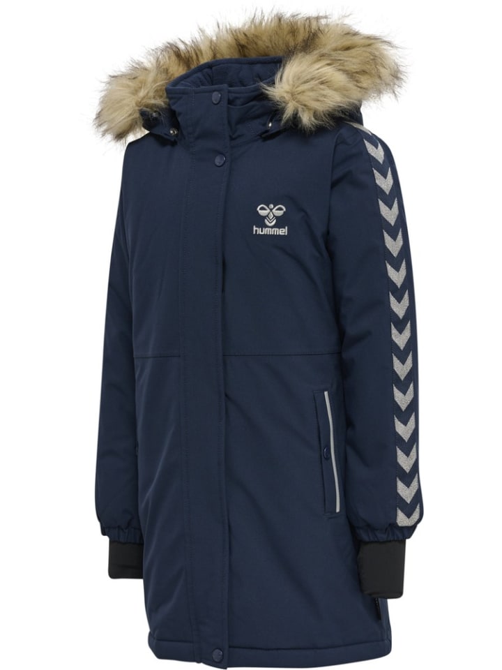 

Детская зимняя куртка черного цвета Hummel