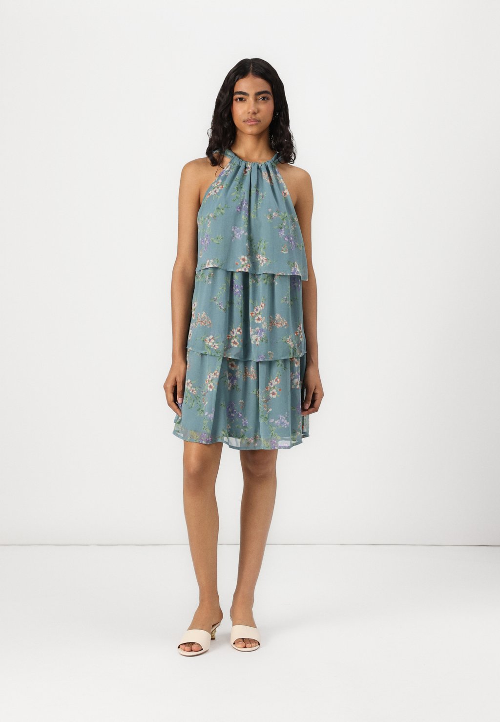 

Повседневное платье VIMICHELLA HALTER NECK SHORT DRESS VILA, цвет Chinois Green