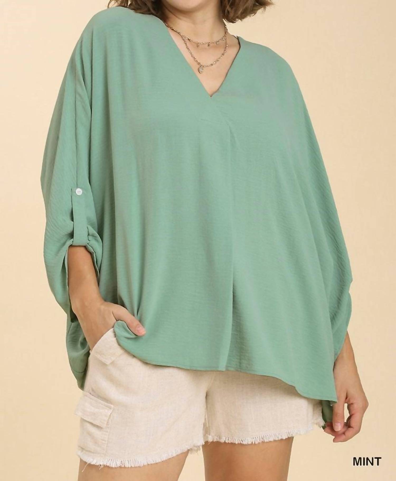 

Umgee Топ с асимметричным низом и рукавами «летучая мышь» - размер плюс, мятный цвет