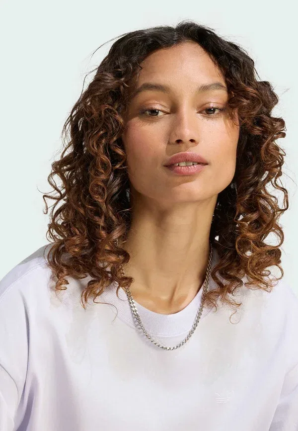 Футболка Ess tee os basic t-shirt Adidas Originals, замороженный фиолетовый — фото 3