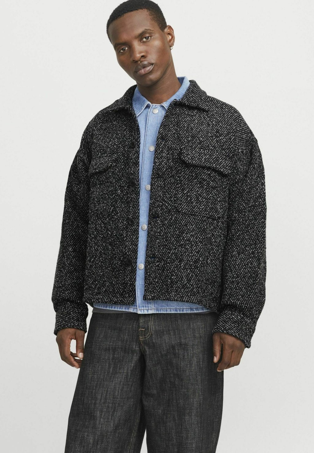 

Легкая куртка Jack & Jones, черный