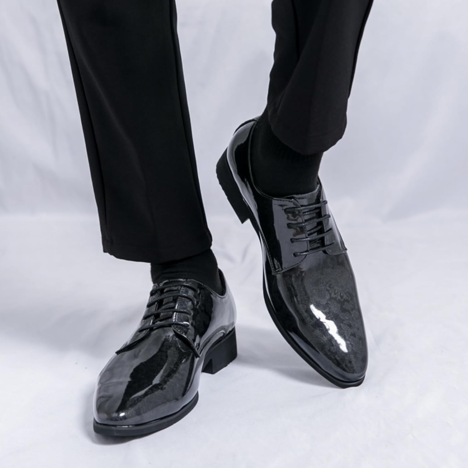 Мужские ретро туфли Oxfords из лакированной кожи с принтом, шнуровкой, низким верхом, заостренным носком, с нескользящей подошвой и массивным каблуком, повседневные туфли Dreby для официальных мероприятий, бизнеса и свадеб Boaobaihuo, черный — фото 3