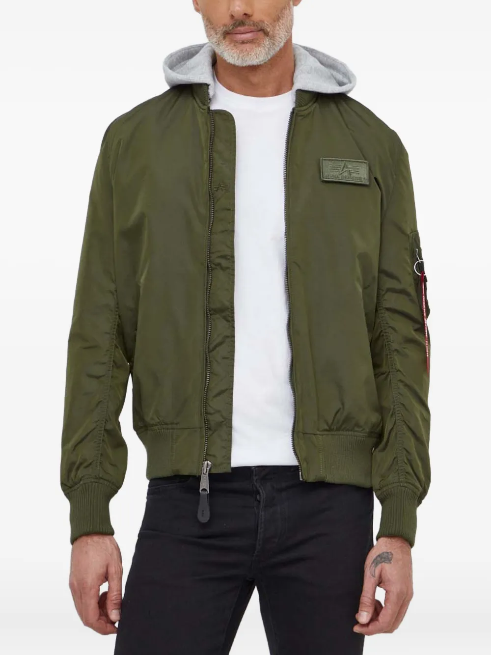 

Бомбер MA-1 TT с капюшоном Alpha Industries, зеленый