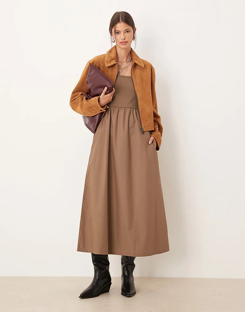 

Платье миди с длинными рукавами, квадратным вырезом и юбкой из поплина в цвете «гриб»