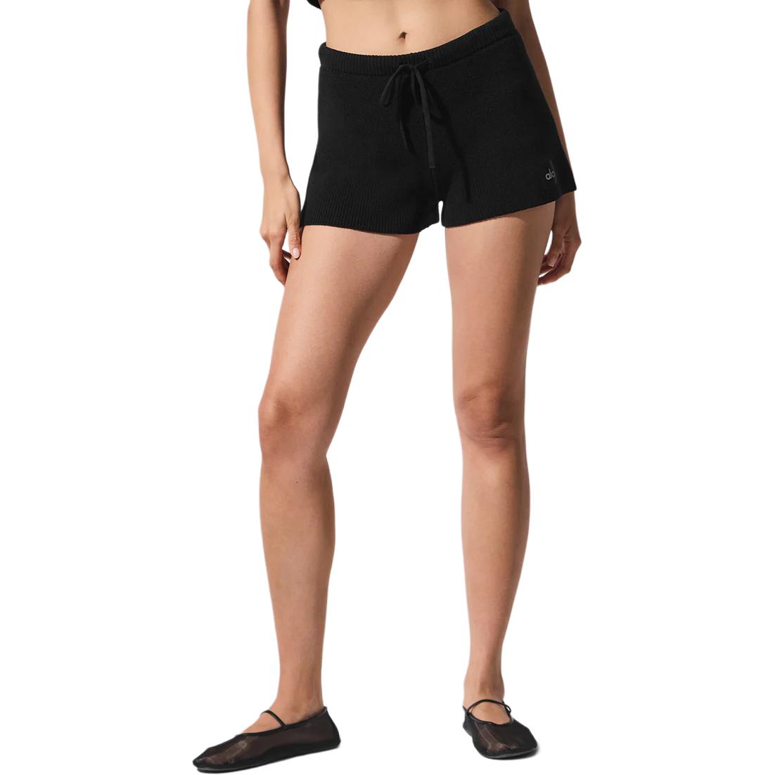 

Сверхъестественные повседневные шорты Women's Alo Yoga, черный