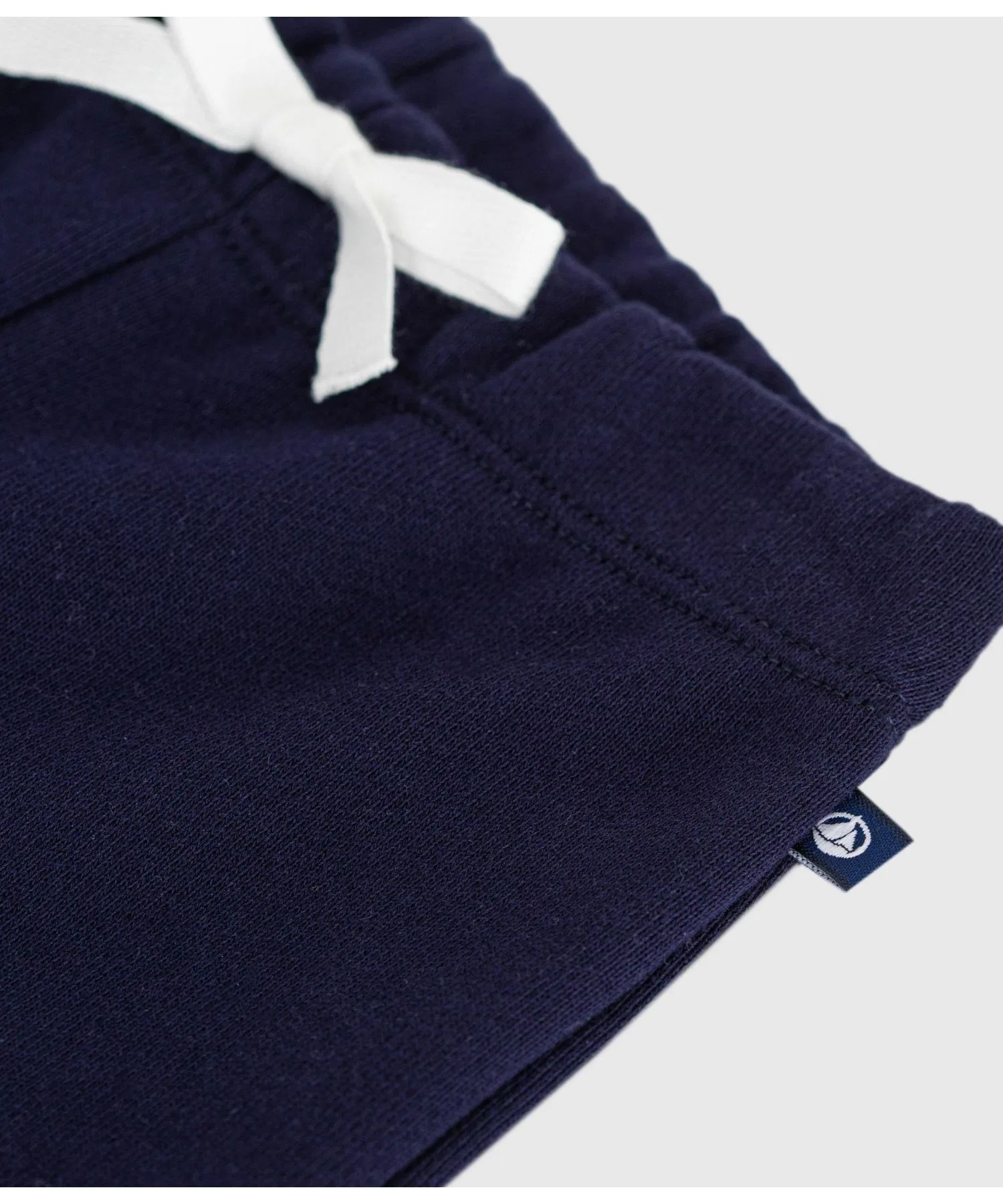 Детские хлопковые брюки PETIT BATEAU бежевые — фото 3