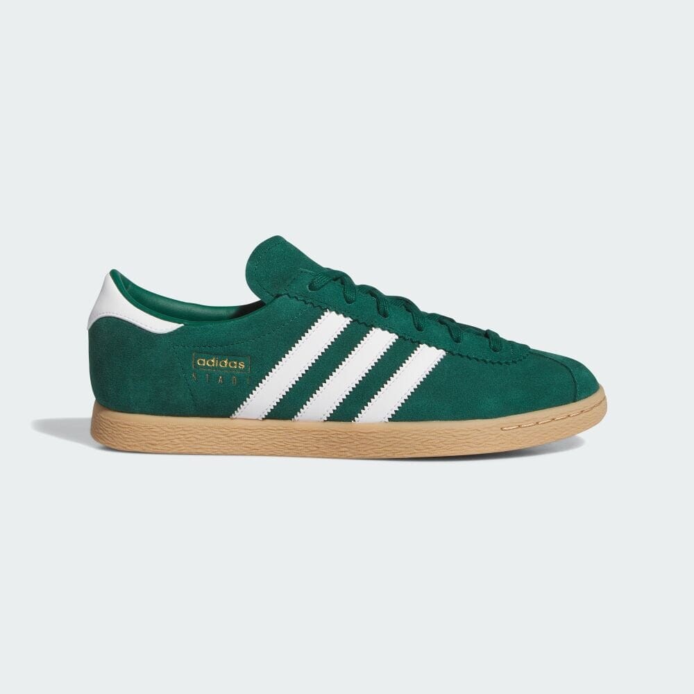 

Кроссовки Adidas STADT, цвет College Green/White/Gold Metallic