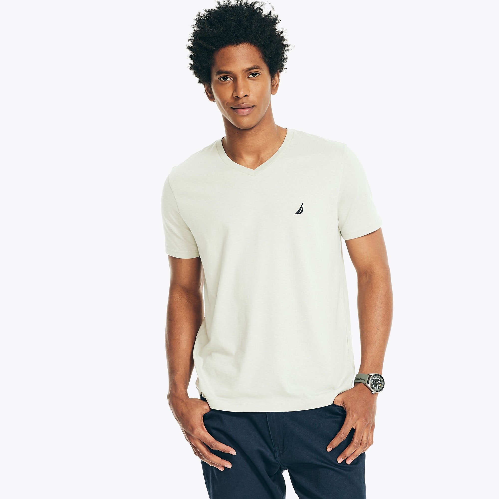 

Футболка Nautica Heather с V-образным вырезом, цвет grey heather