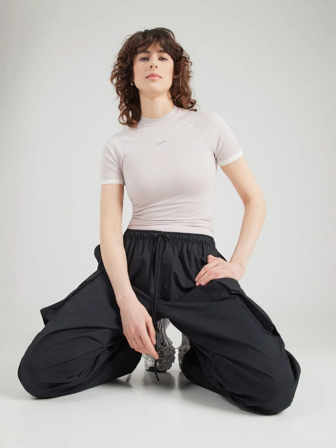 Футболка Nike Sportswear, Lilac — фото 3