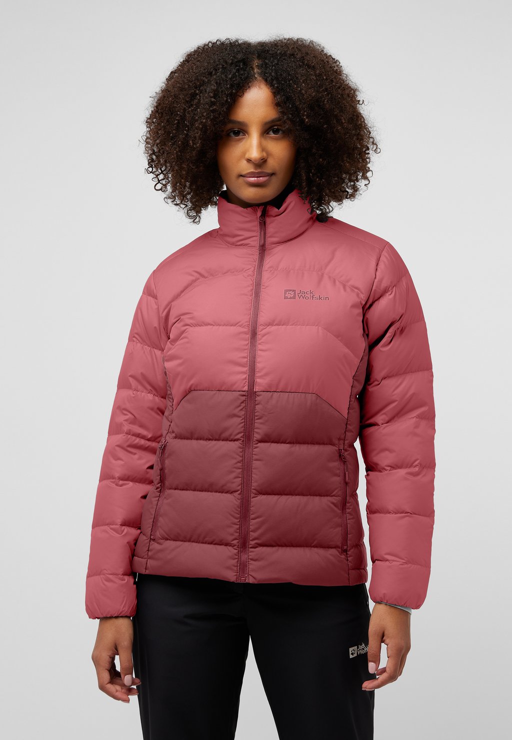 

Пуховик Jack Wolfskin, красный