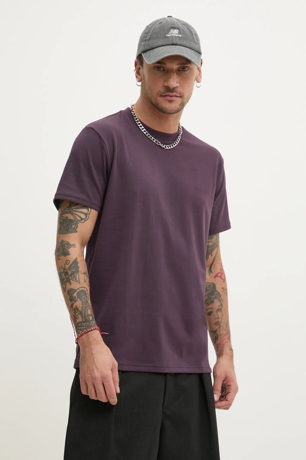 

Футболка Hollister Co., фиолетовый