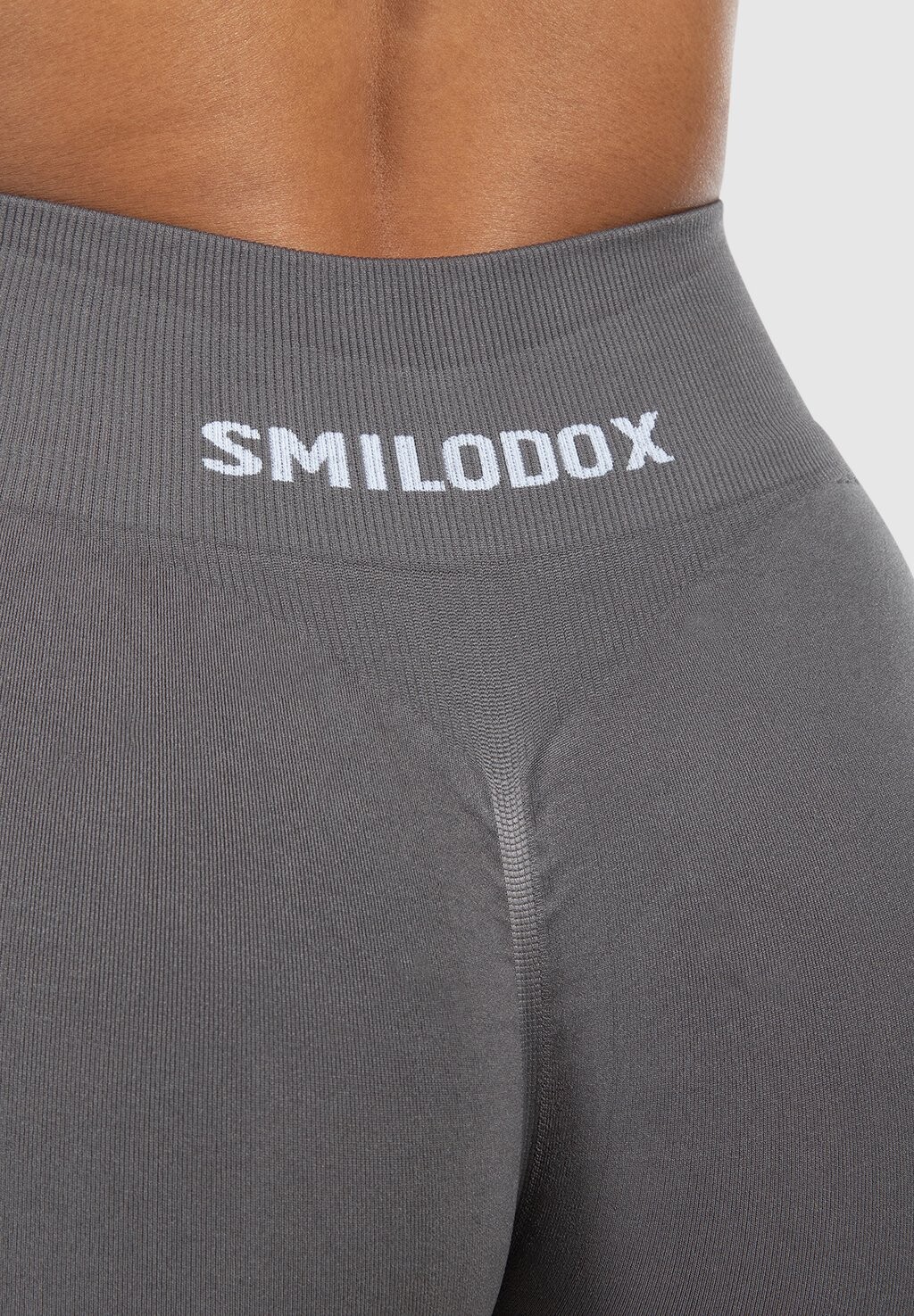 

Тайтсы SEAMLESS SCRUNCH CETRINA Smilodox, антрацит