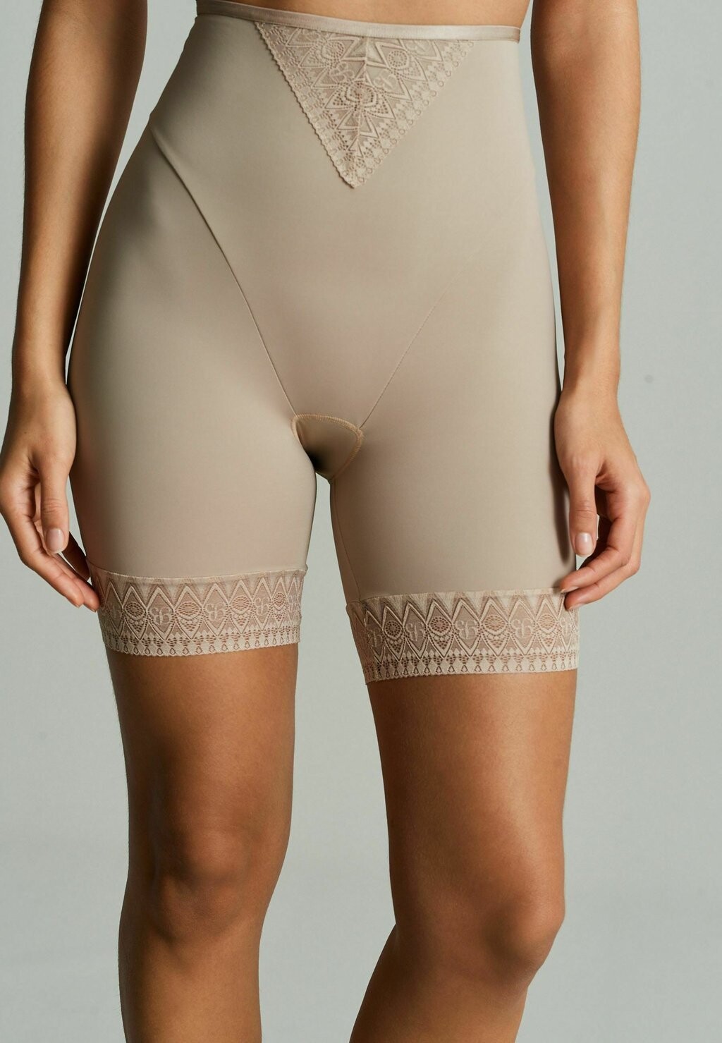 

Трусы Highwaisted Short B by Ted Baker, бежевый