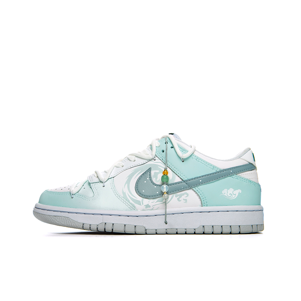 

Женские кроссовки для скейтбординга Nike Dunk, Light Cyan