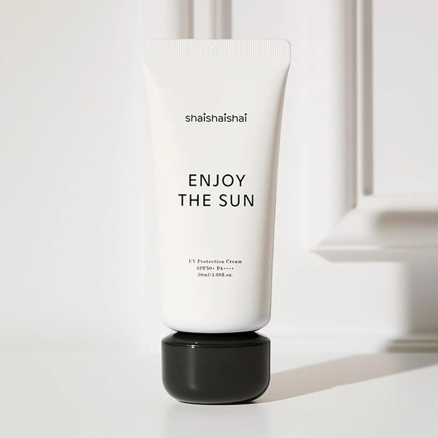Солнцезащитный крем Shaishaishai Liposome Soothing Cream 50 мл — фото 2