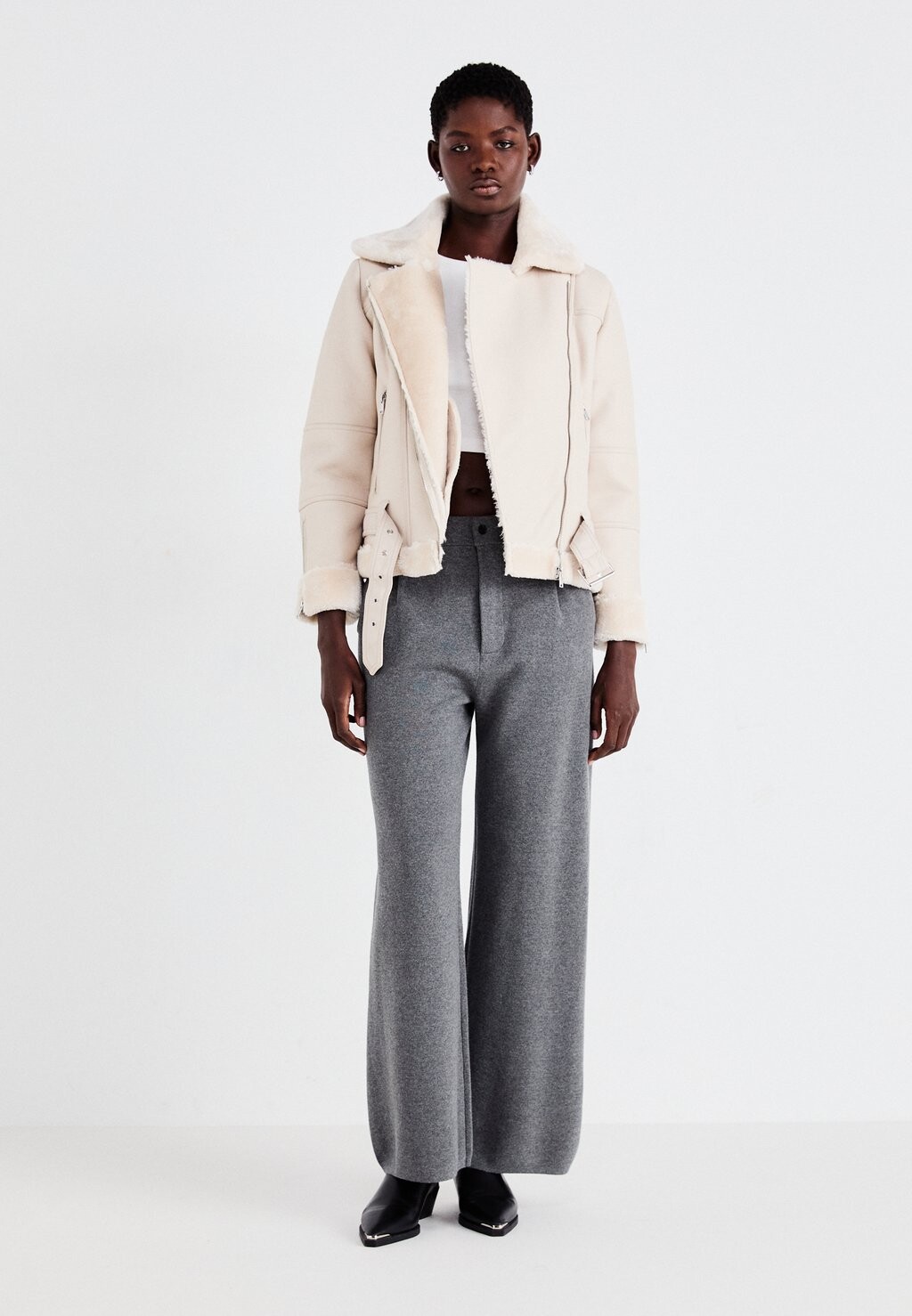 

Брюки CASHSOFT TAILORED PANT GAP, цвет Mottled Grey