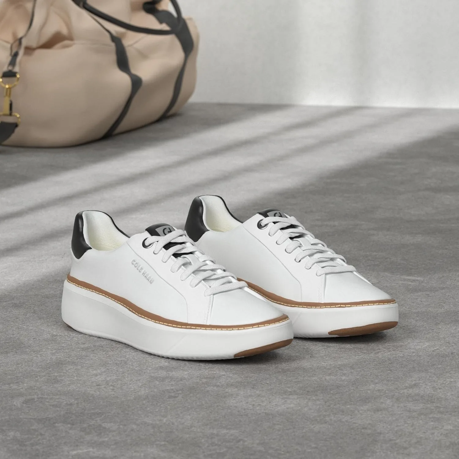 Мужские кроссовки Cole Haan Grandpro Topspin, белый/черный — фото 2